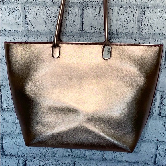 BATH & BODY WORKS TOTE - Picture 2 of 12